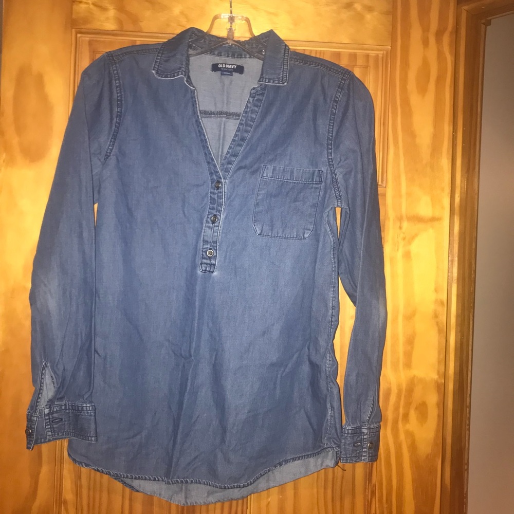 Old Navy Jean shirt